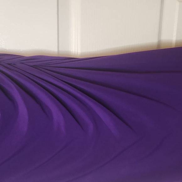 NWOT R&M Richards Women's Plum Purple Sleeveless Cut Out Ruched Dress Size 4P - Picture 4 of 13